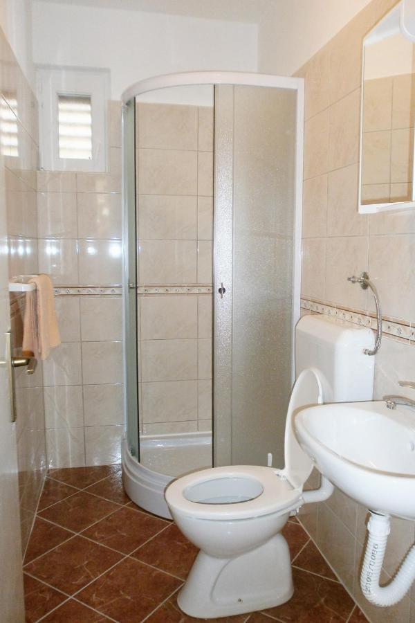 Apartment Biograd Na Moru 5899A Buitenkant foto