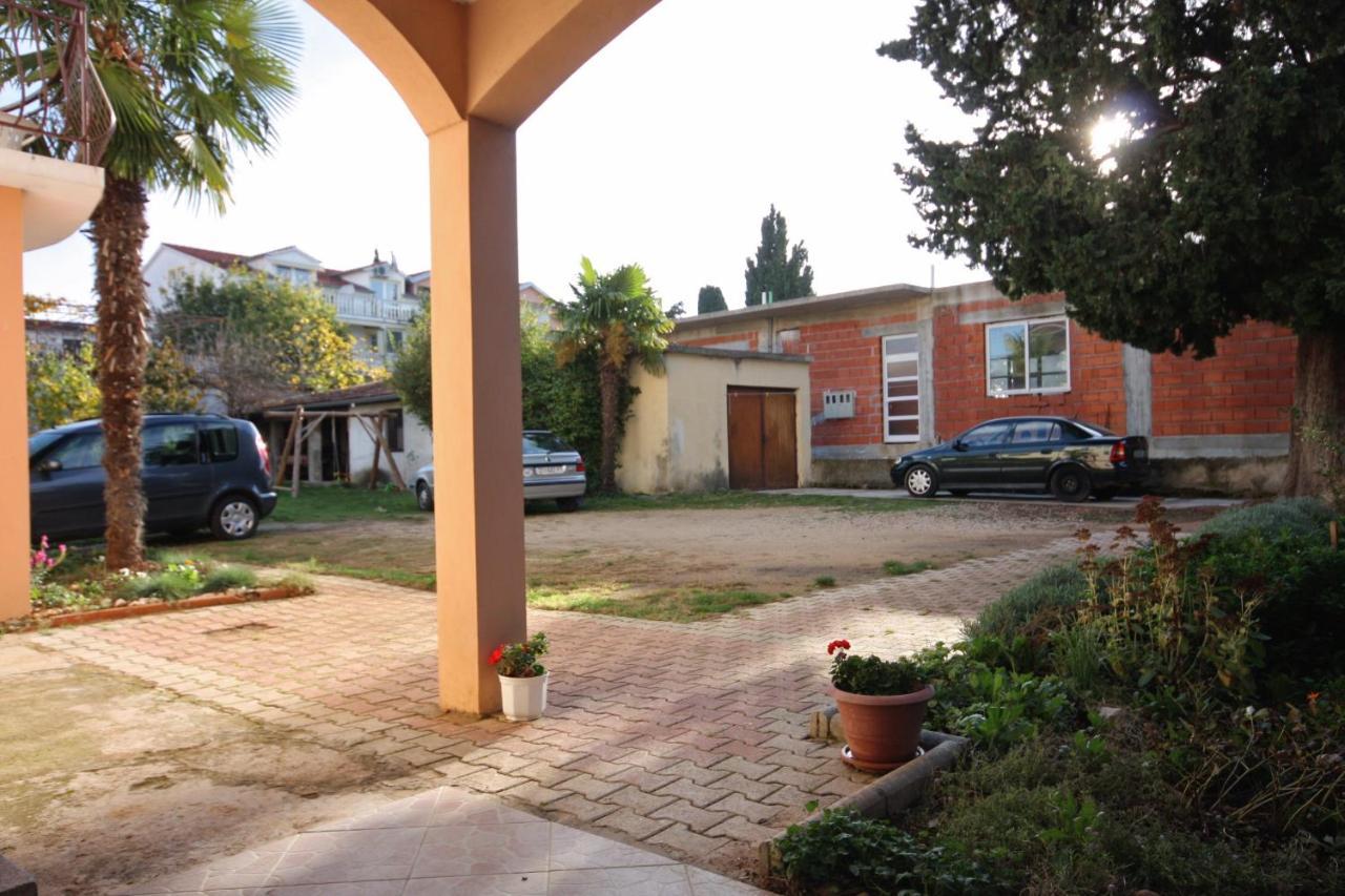 Apartment Biograd Na Moru 5899A Buitenkant foto