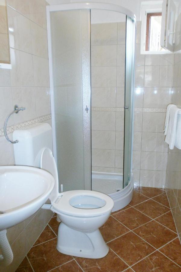 Apartment Biograd Na Moru 5899A Buitenkant foto